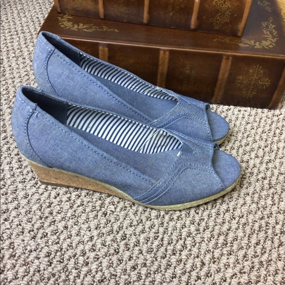 Wedge Denim Peep Toe Heel - Picture 5 of 5